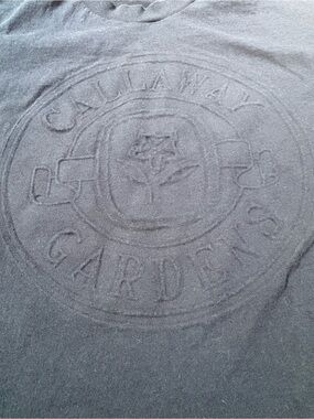 Vintage Navy Blue Callaway Gardens Tshirt Embossed Logo Size Large
